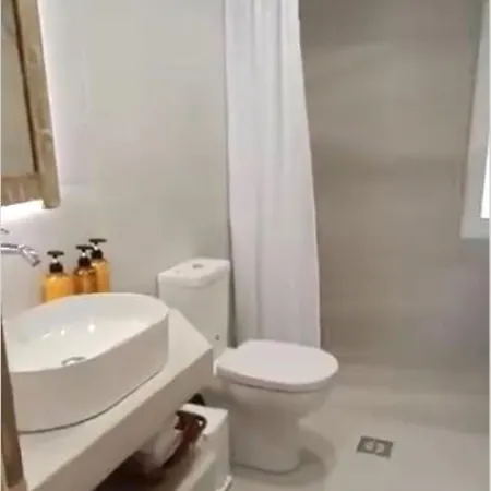 Alexandra's Coffee House * Βολίμες