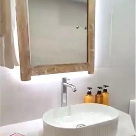 Alexandra's Coffee House *